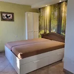Nyaraló Alte Schule Haeuschen *