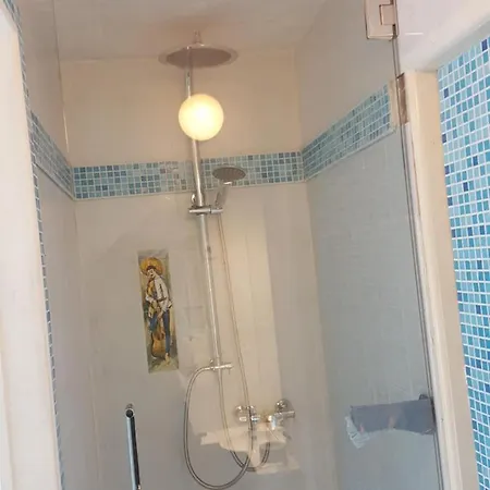 Alte Schule Haeuschen 펜션