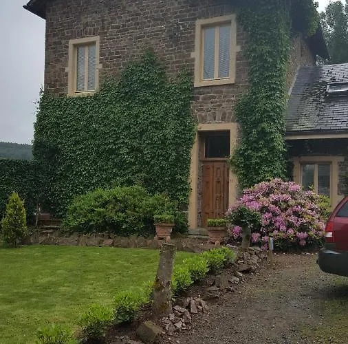 Alte Schule Haeuschen * St. Vith